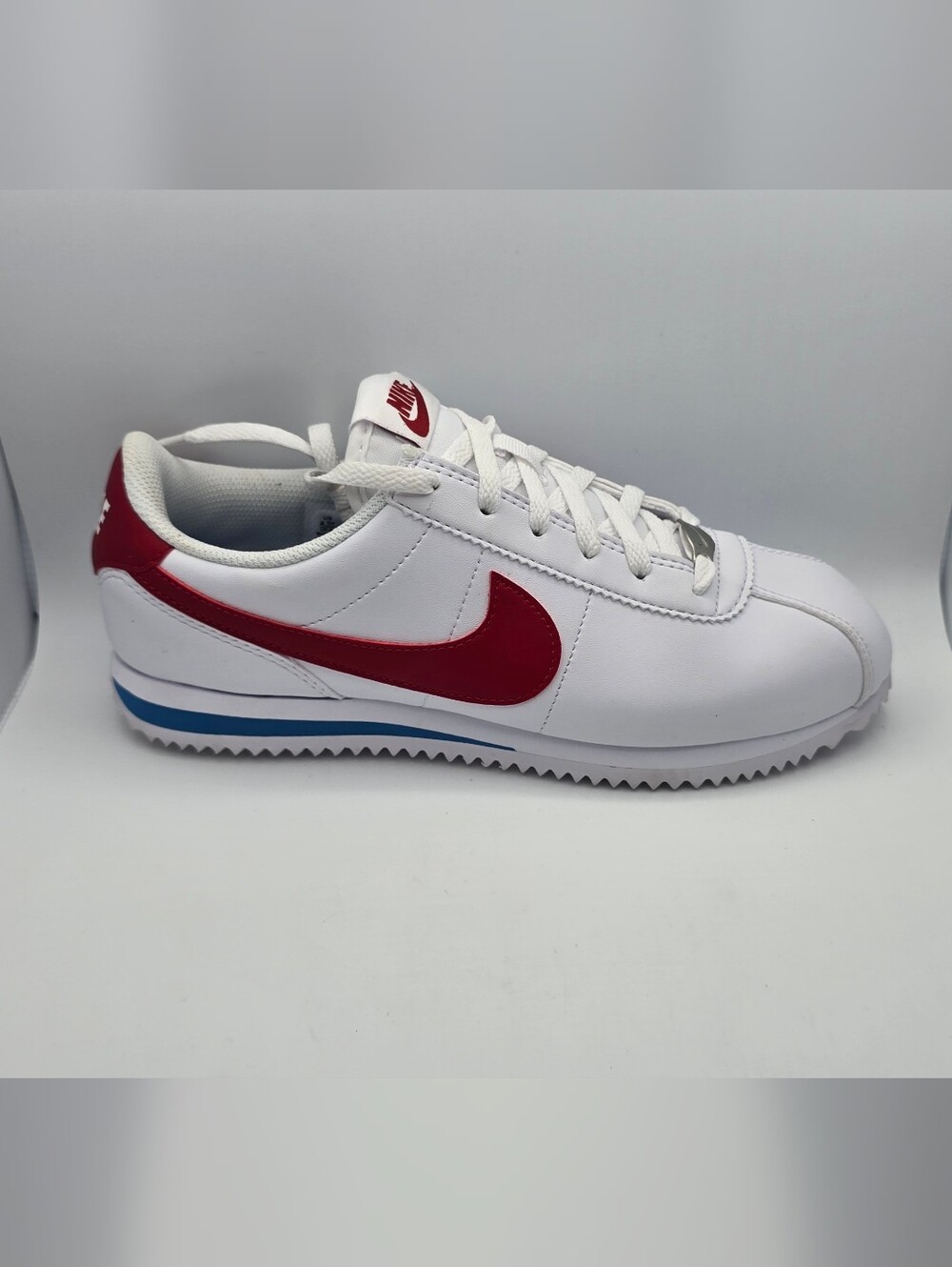 Nike Womens 6 Kids 4.5y Classic Cortez Leather Sneakers - White/Red